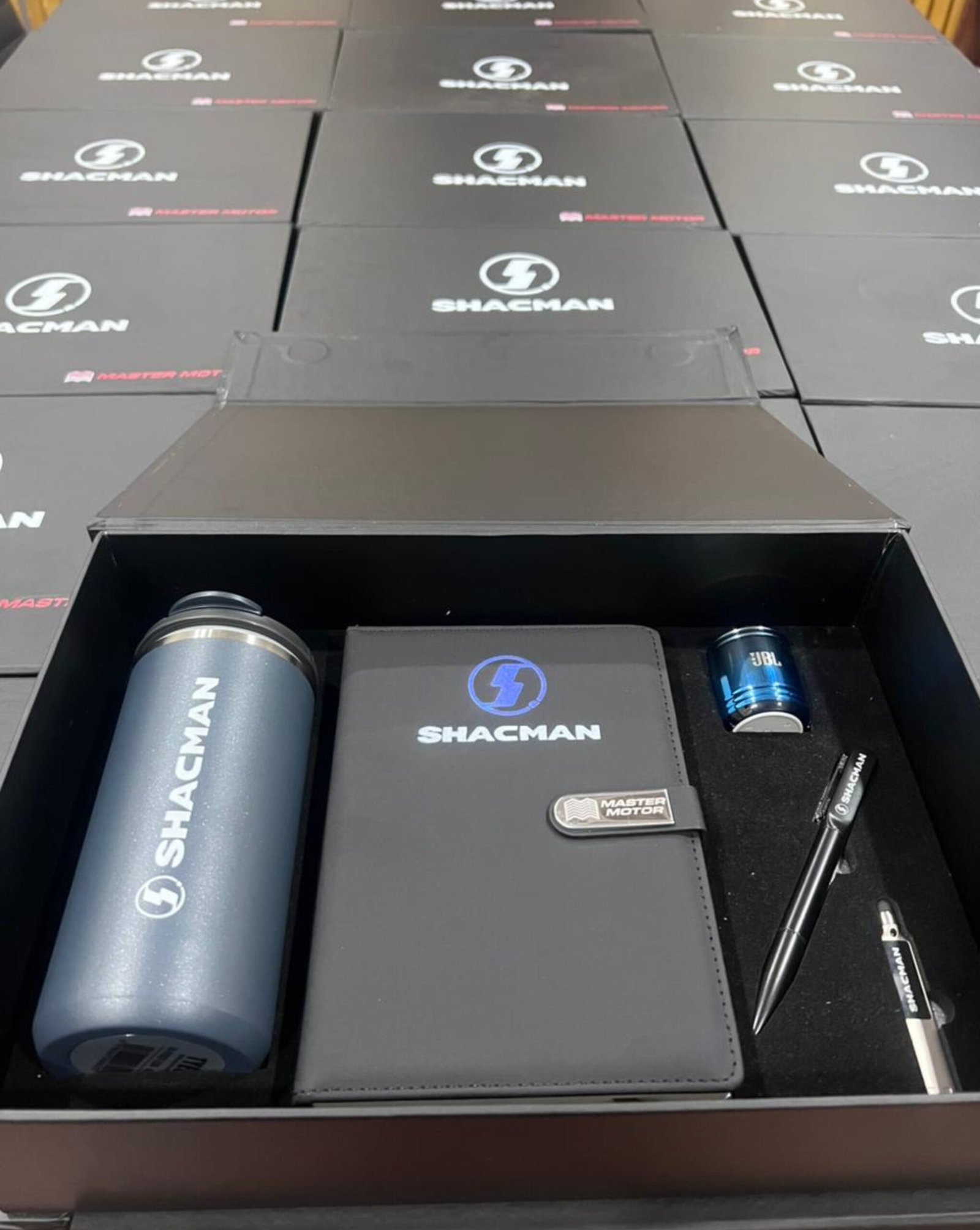 img corporate giveaways 2